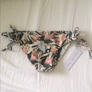 ISSA de’ MAR -Vintage Floral Tahiti bottom